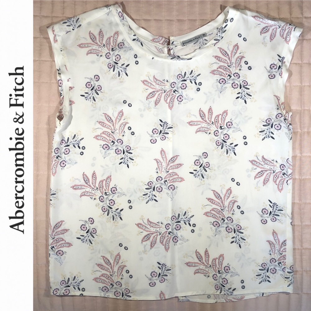 Abercrombie & Fitch Back Button Floral Top